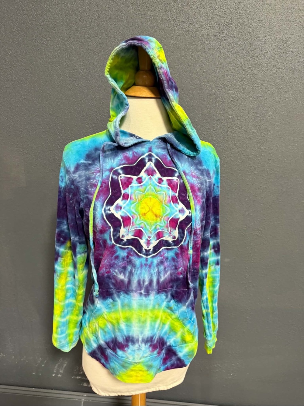 Sofra Multicolor Tie-Dye Hooded Pullover with Mandala